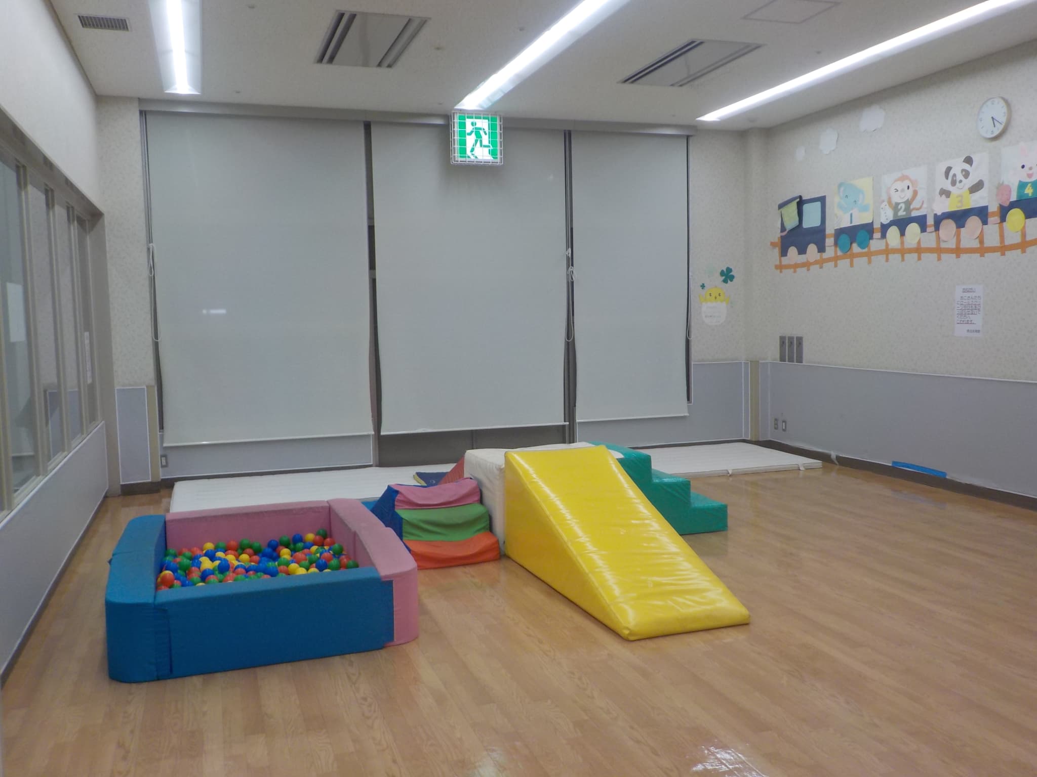 県北体育館幼児体育室